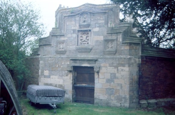 Rampton Manor Gateway 1991