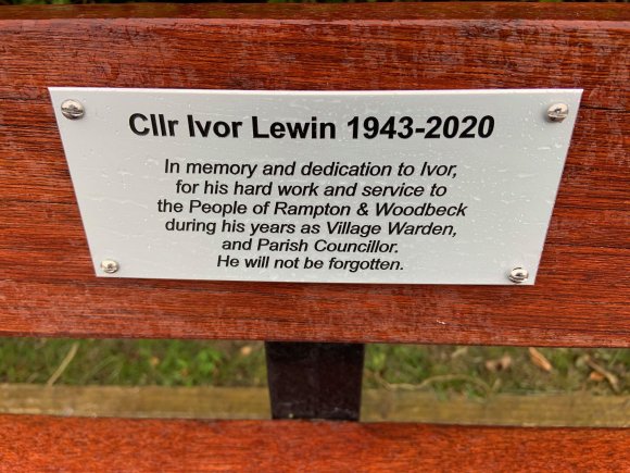 Plaque for Cllr Lewin 2020